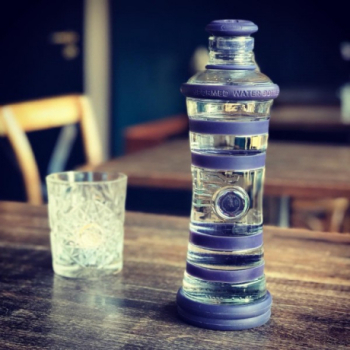 i9 láhev INDIGO
